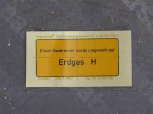 5977322 Buderus Hinw-Schild ZollNaturgas H umgestellt Zoll