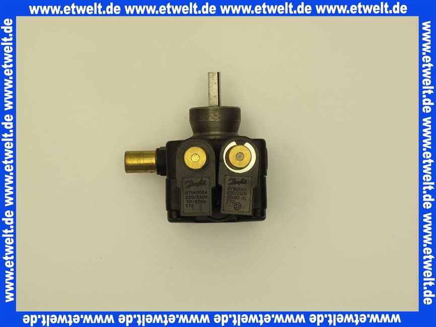 071N2204 Danfoss Ölbrennerpumpe 2-stufig, 2 eingebaute Magnetventile.Öldruck Stufe 1: 7-15 bar, Öldruck Stufe 2: 10-25 bar 230 V, 50/60 Hz, BFP Typ 5